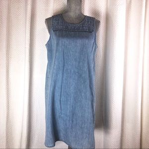 Loft outlet dress. Size medium.